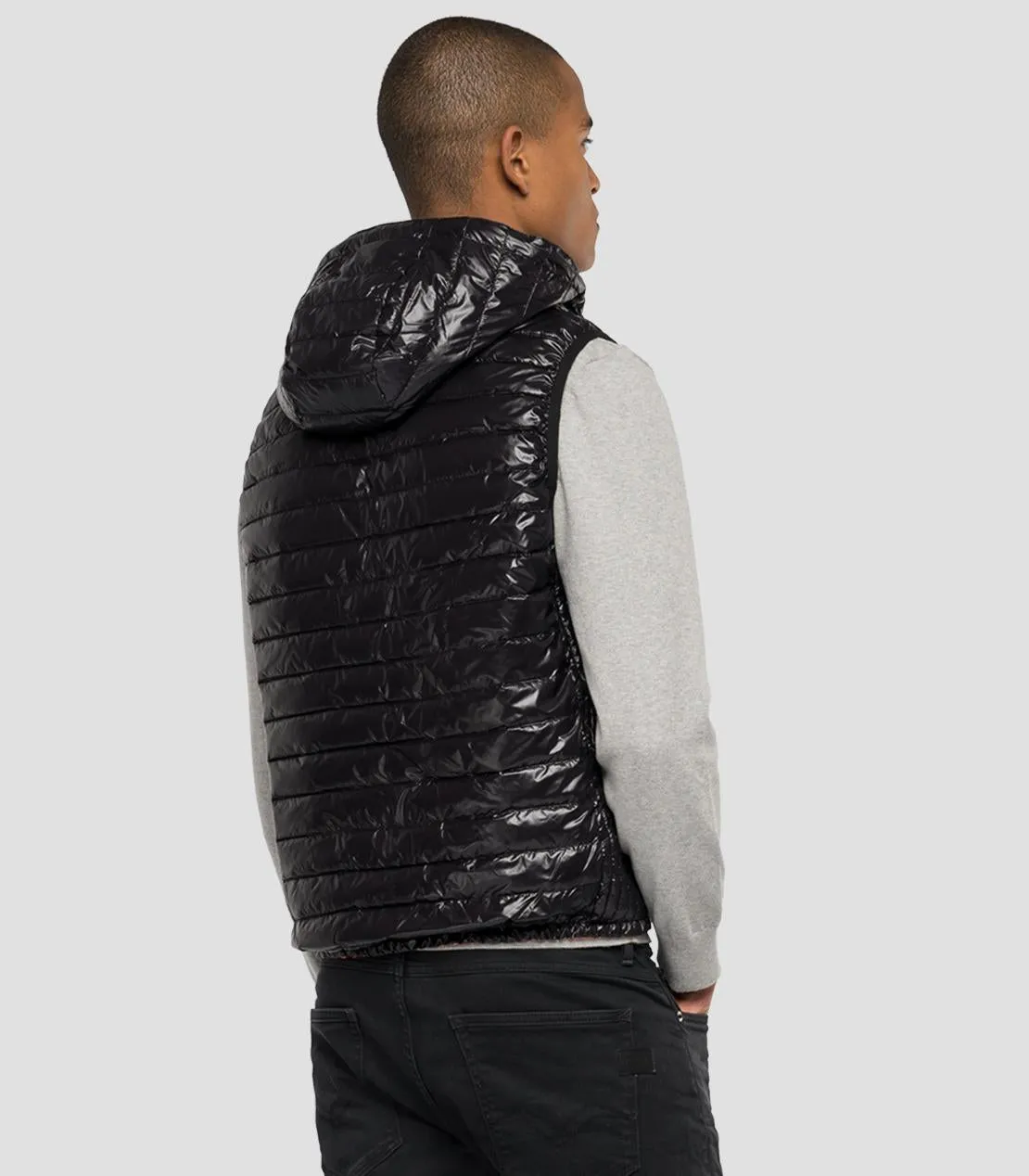 Replay M8175A Nylon Gilet Black
