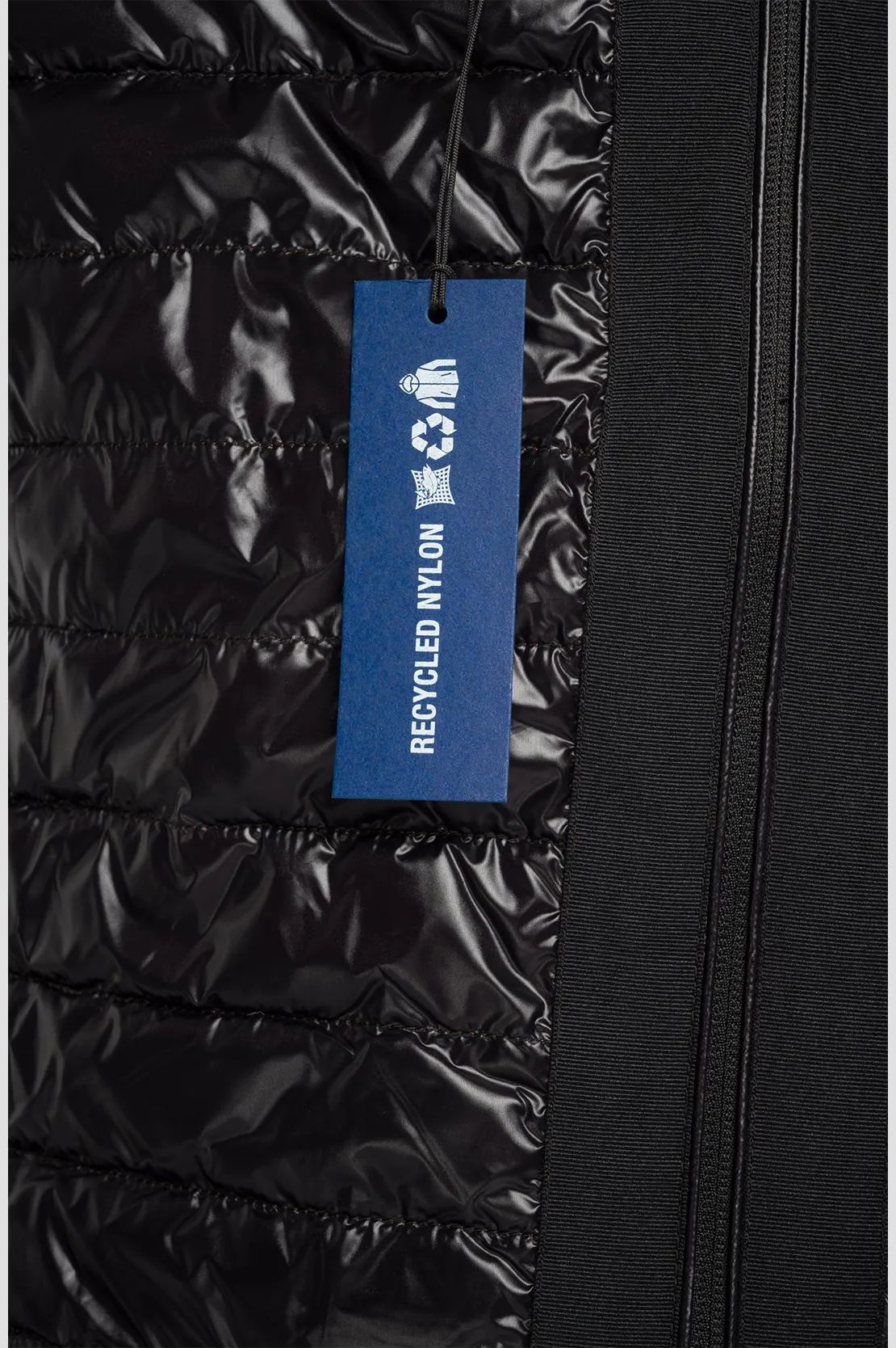 Replay M8175A Nylon Gilet Black