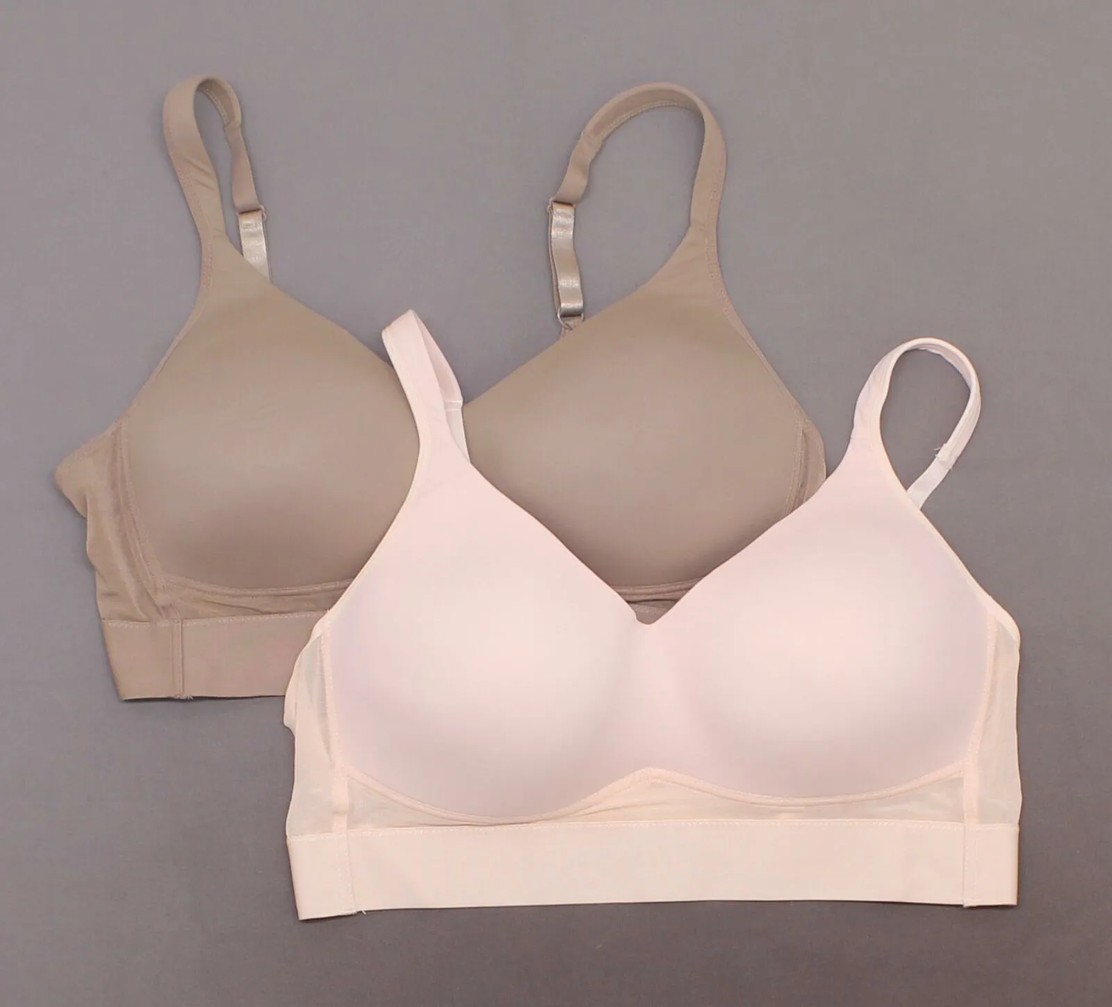 Rhonda Shear Women's Plus Size 2 Pack Molded Cup Bras With Mesh Back Detail