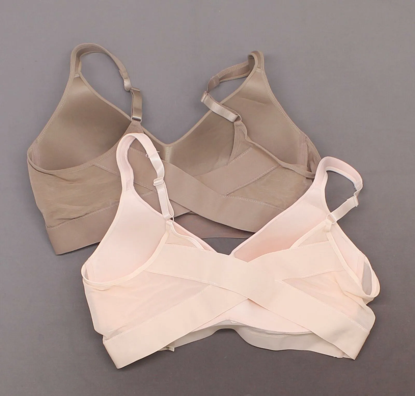 Rhonda Shear Women's Plus Size 2 Pack Molded Cup Bras With Mesh Back Detail