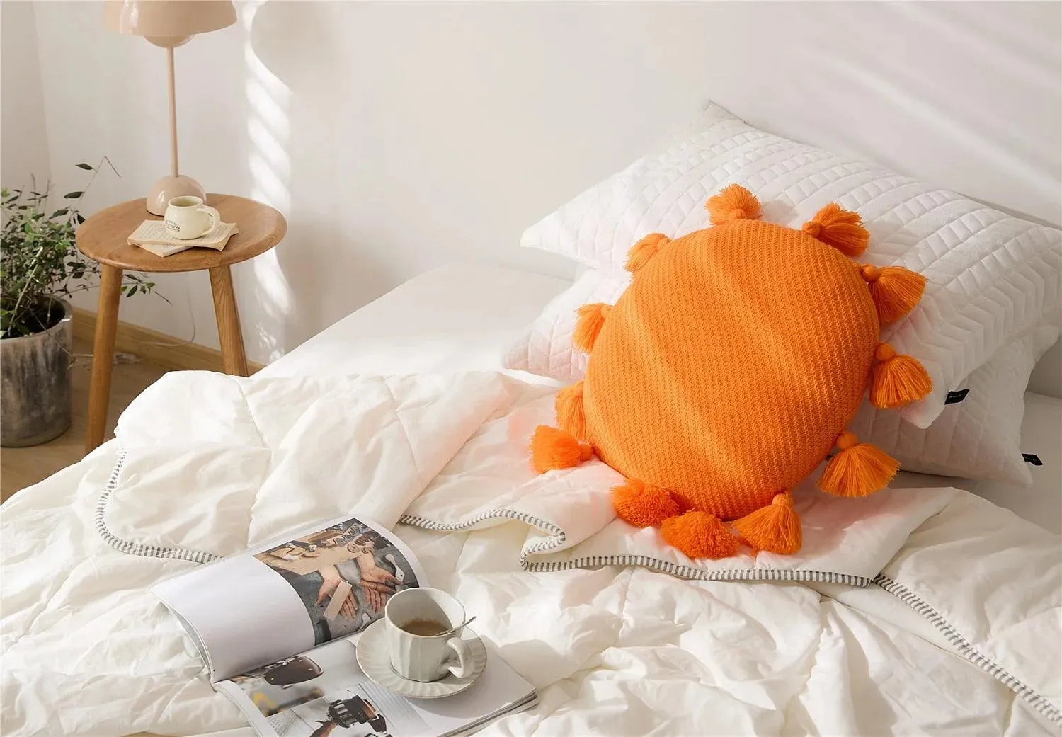 Round Tassel Decorative Throw Pillow