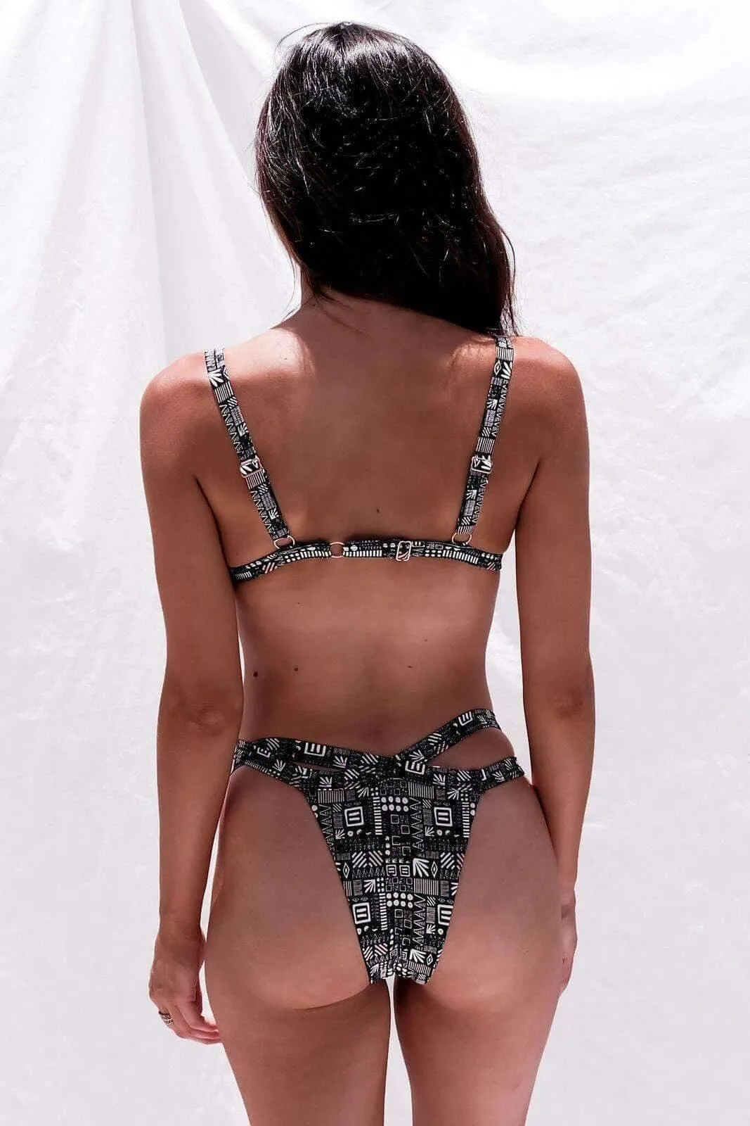 Ship Wreck Bikini Top