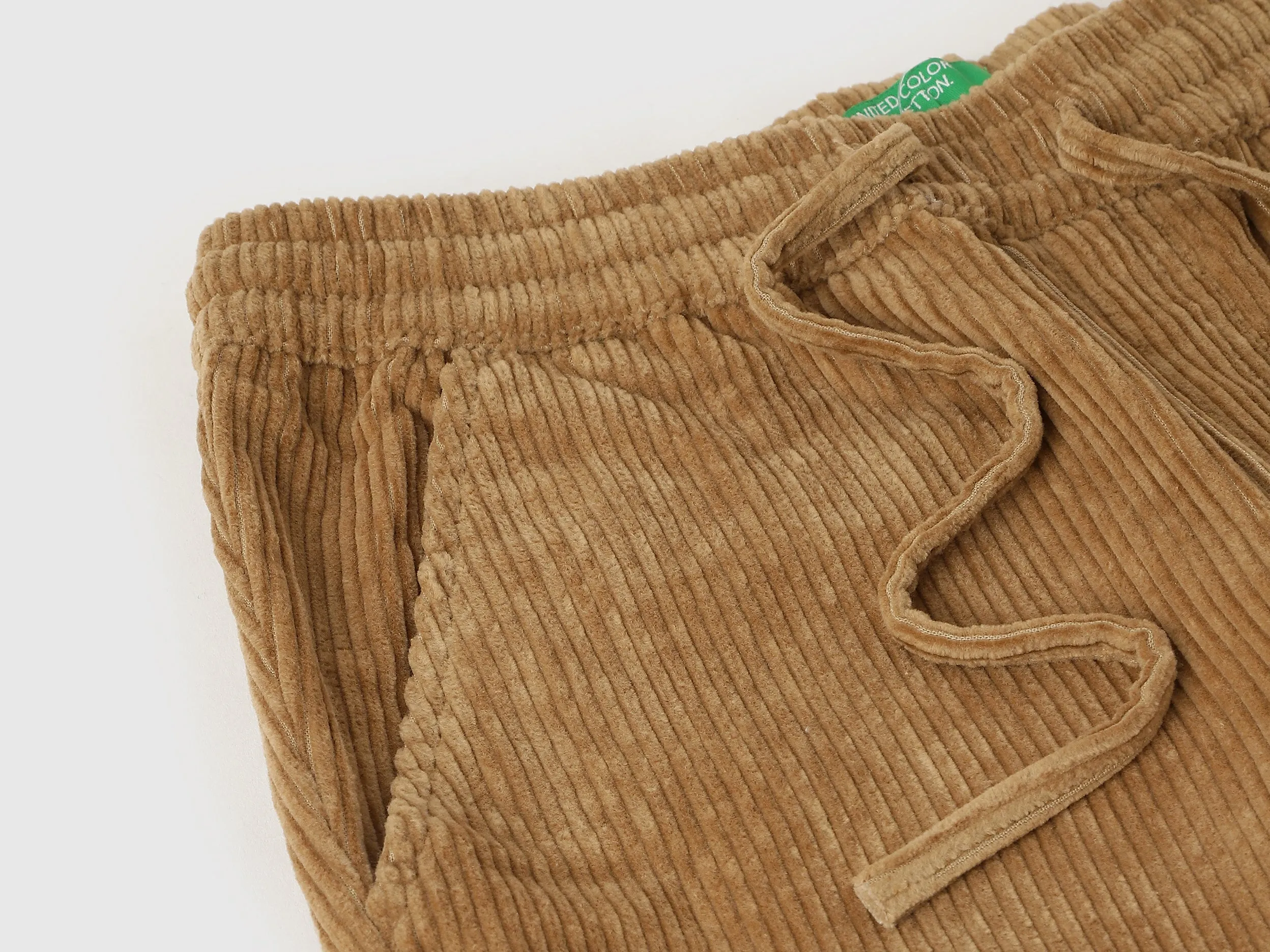 Solid Regular Fit Cargo Pants