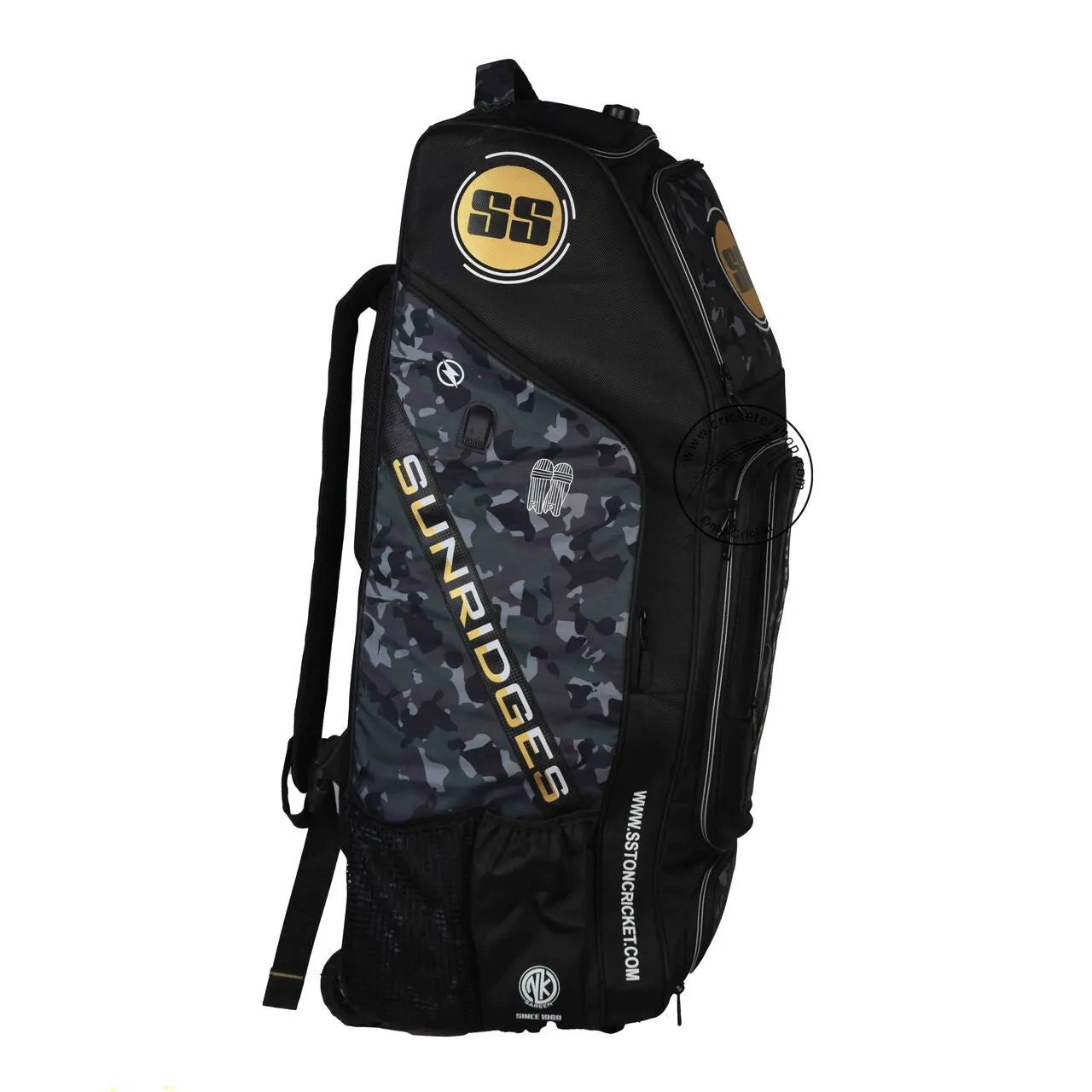 SS Super Select Duffle Cricket Kit Bag With Wheels Camo