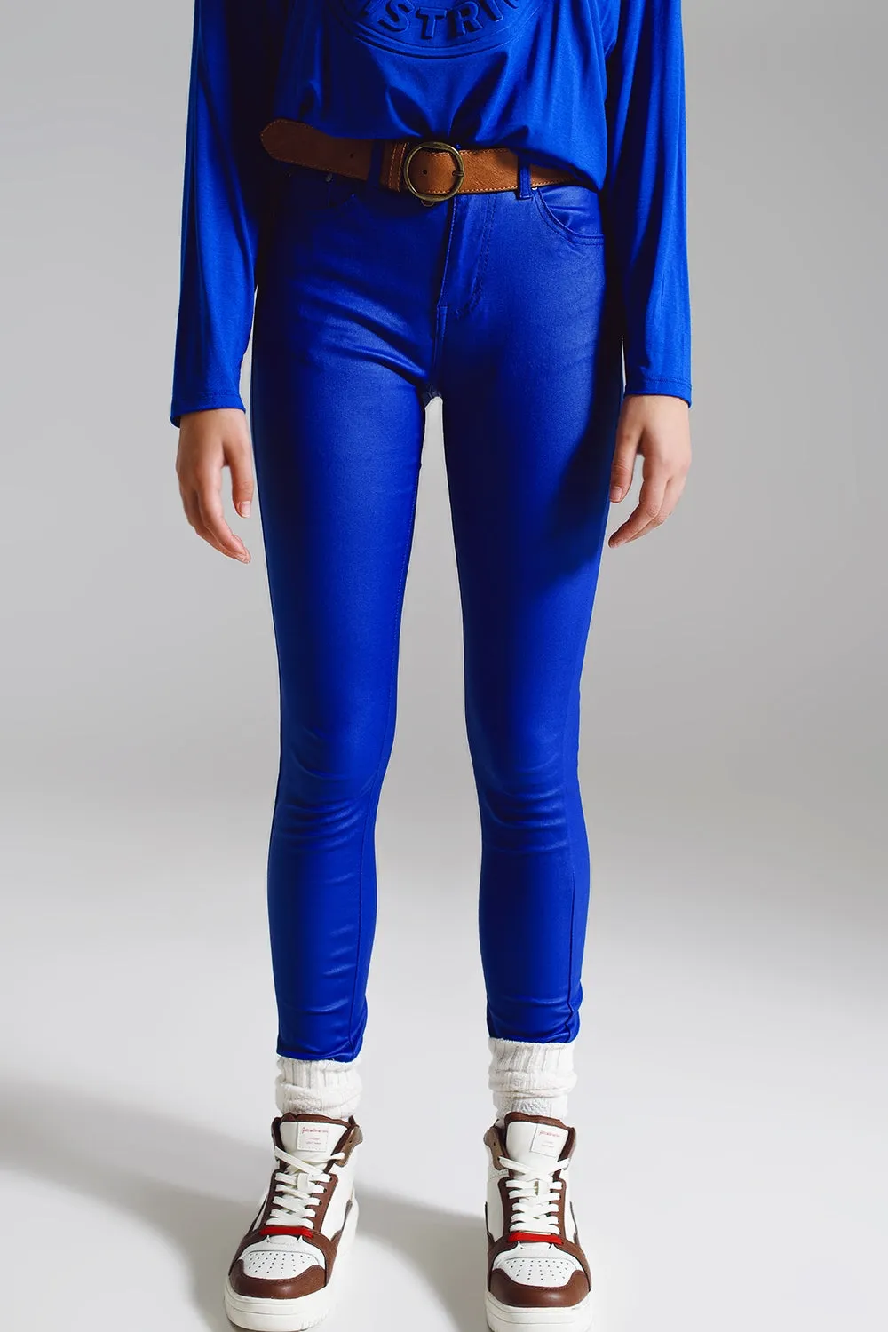 super skinny Pants faux leather in electric blue