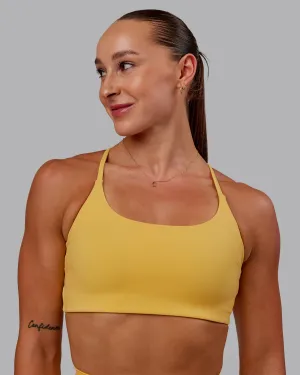 Twist Sports Bra - Banana Cream