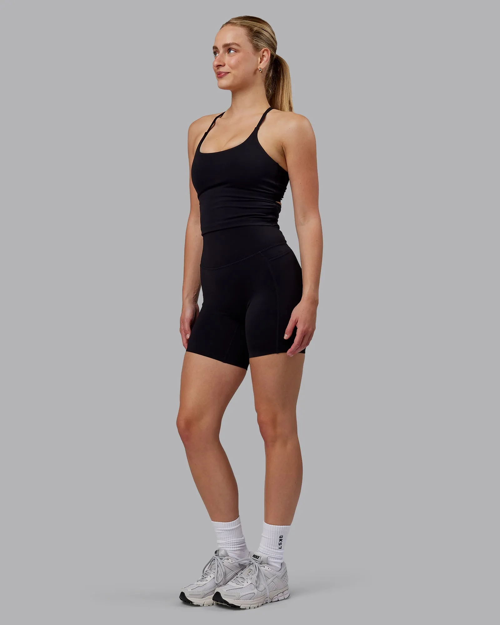 Twist Tank With Shelf Bra - Black