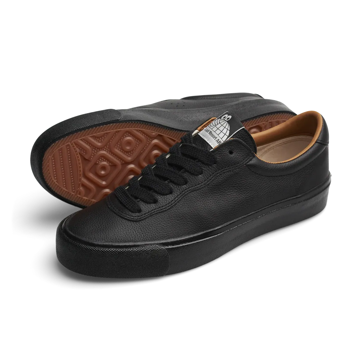 VM001 Leather Lo Black Black