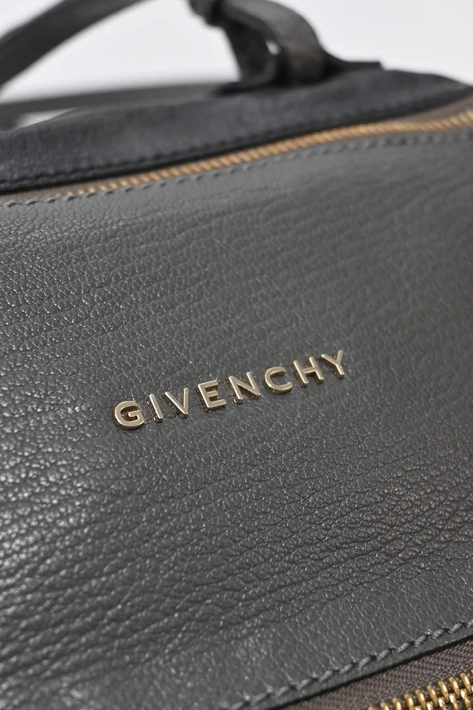 [WB5325] Givenchy | Cross-Body Bag