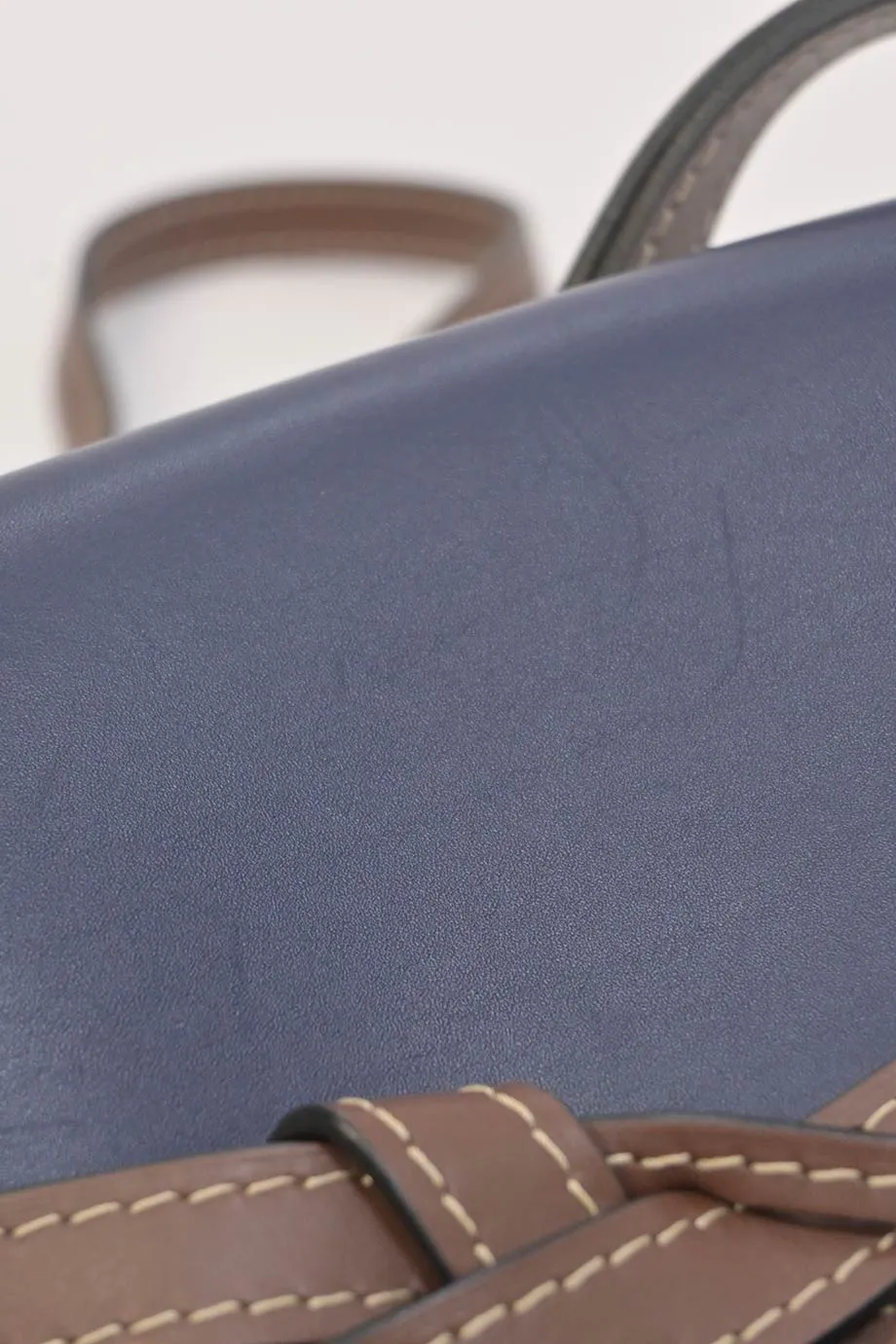 [WB6229] Loewe | Cross-Body Bag