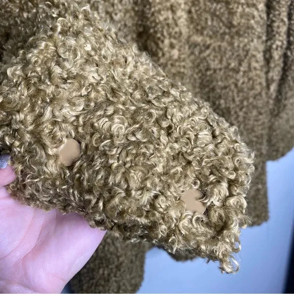WeWoreWhat Tan Olive Oversized Faux Fur Teddy Shacket Jacket Size Medium Large