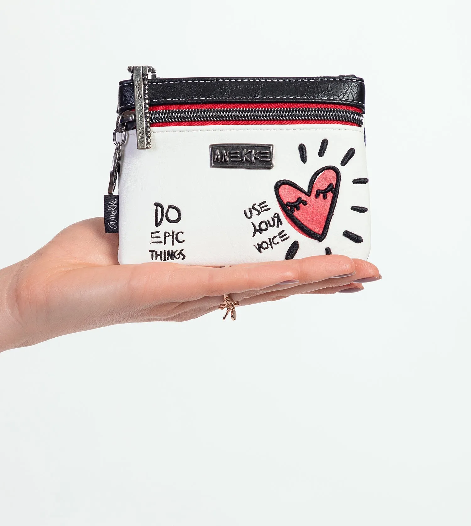 White wallet Energy